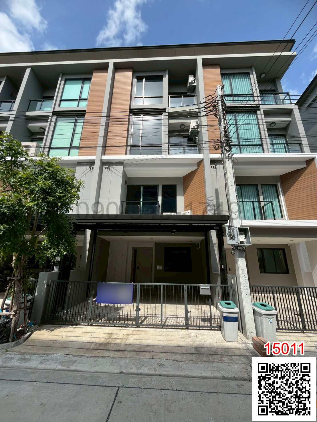 เช่า ทาวน์โฮม 3.5 ชั้น Premium Place พหลโยธิน-รามอินทรา บ้านหลังมุม