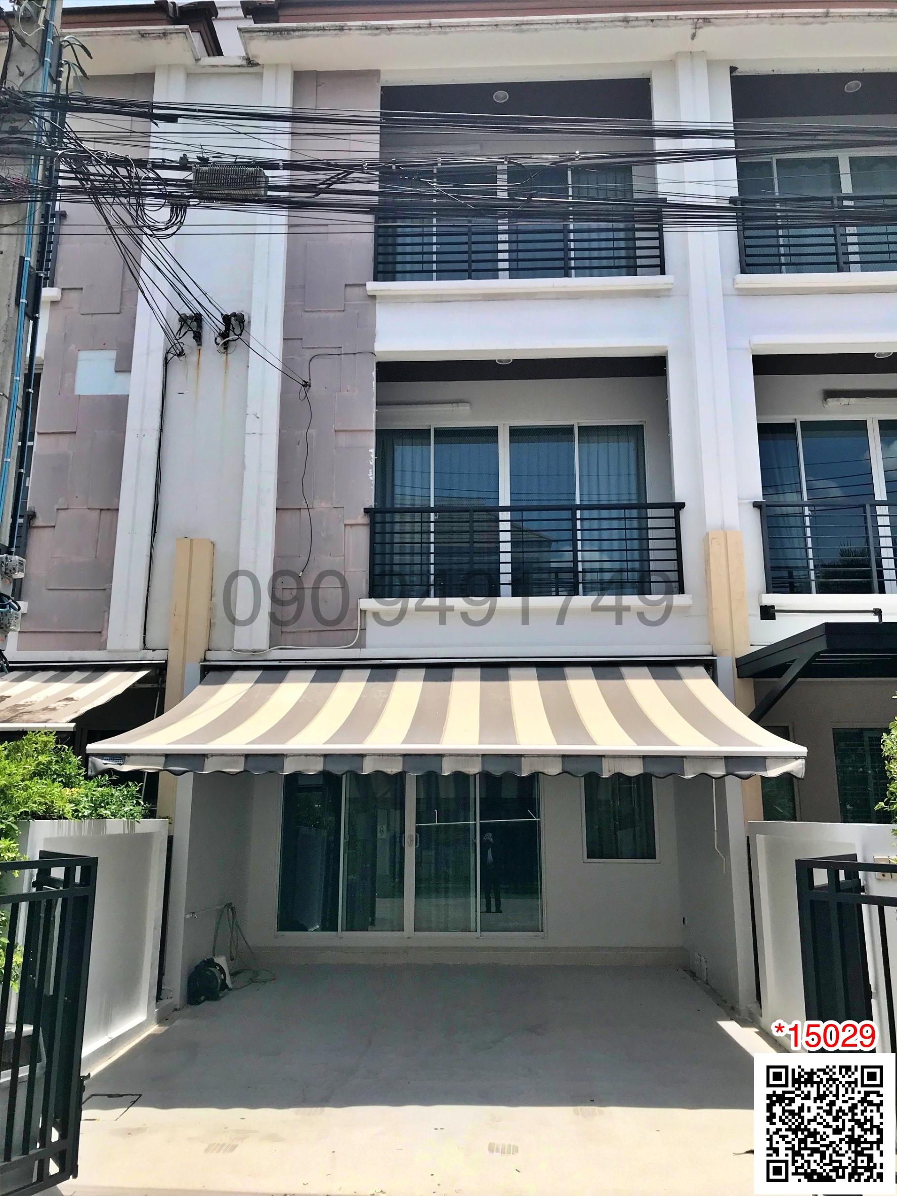 เช่า ทาวน์โฮม 3 ชั้น ขนาด 3 ห้องนอน หมู่บ้านกลางเมือง S-Sense Srinakharin