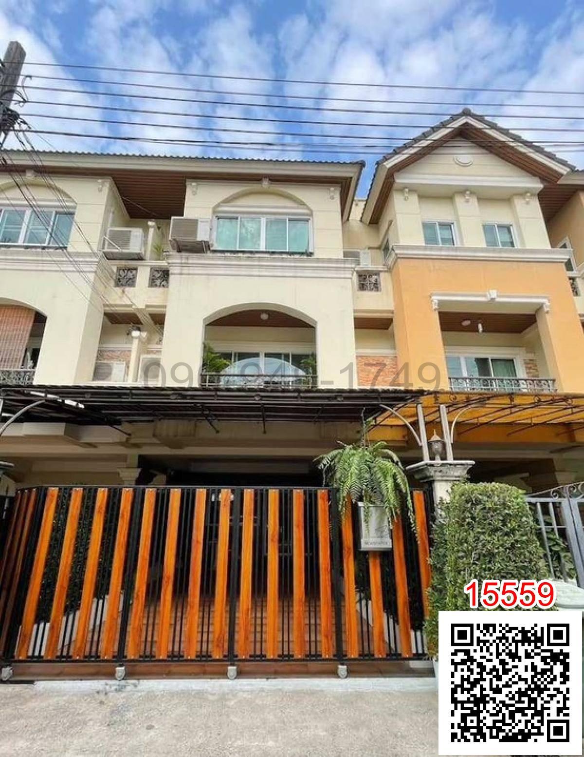 For Rent: 3-Storey Townhome at Vista Park Prachachuen