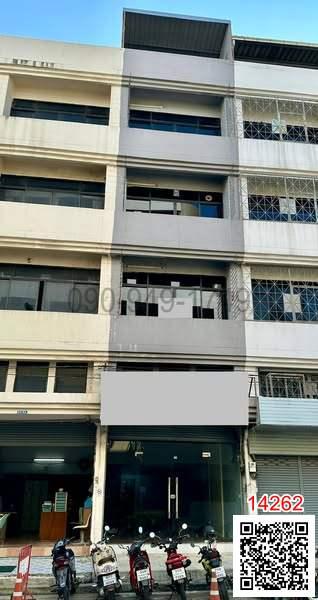 เช่า อาคารพาณิชย์ 4 ชั้นครึ่ง ติด BTS สถานีสายหยุด ถ.พหลโยธิน ติดรพ.Central General(CGH)ใกล้ตลาดยิ่งเจริญ