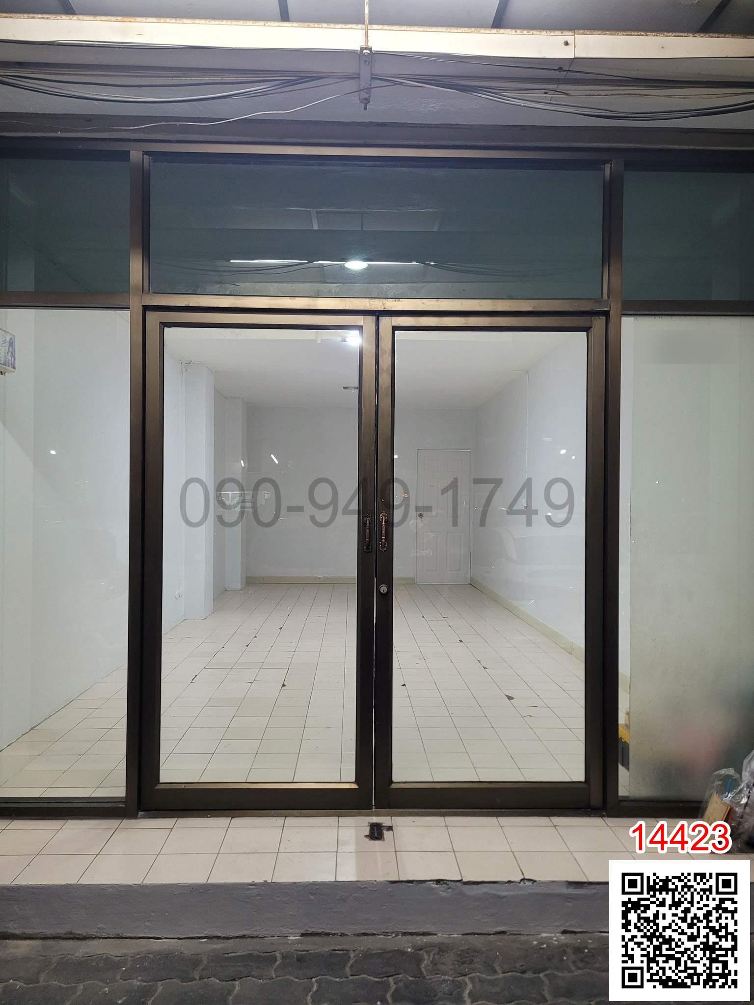 เช่า คอนโด ห้องชั้น 1 โครงการถนอมมิตรพาร์ค อาคาร10 ถนอมมิตร 30/5 ถ.วัชรพล สำหรับค้าขาย/อยู่อาศัย