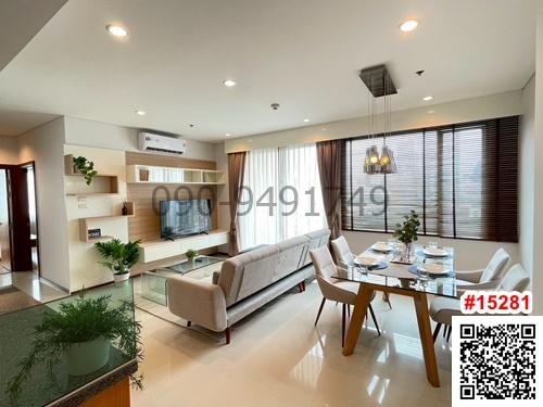 เช่า คอนโด วิลล่า สาทร 2ห้องนอน ชั้น 12 ใกล้ BTS กรุงธนบุรี
