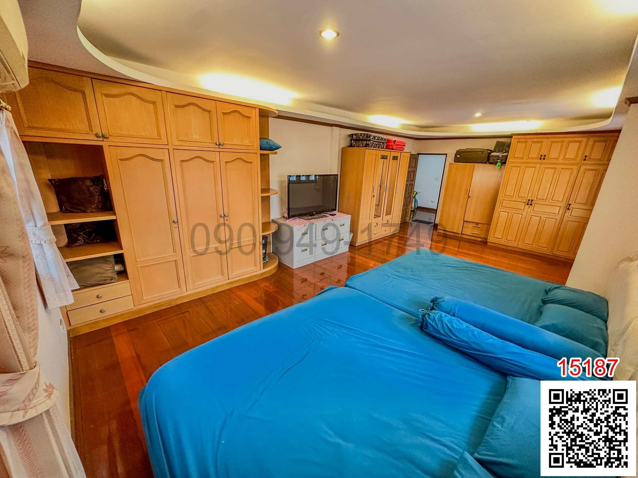 เช่า บ้านเดี่ยว 2 ชั้น+ที่โกดัง ถ.รามอินทรา ตรงข้ามแฟชั่นไอซ์แลนด์ ทำเลดีซอย รามอินทรา 60