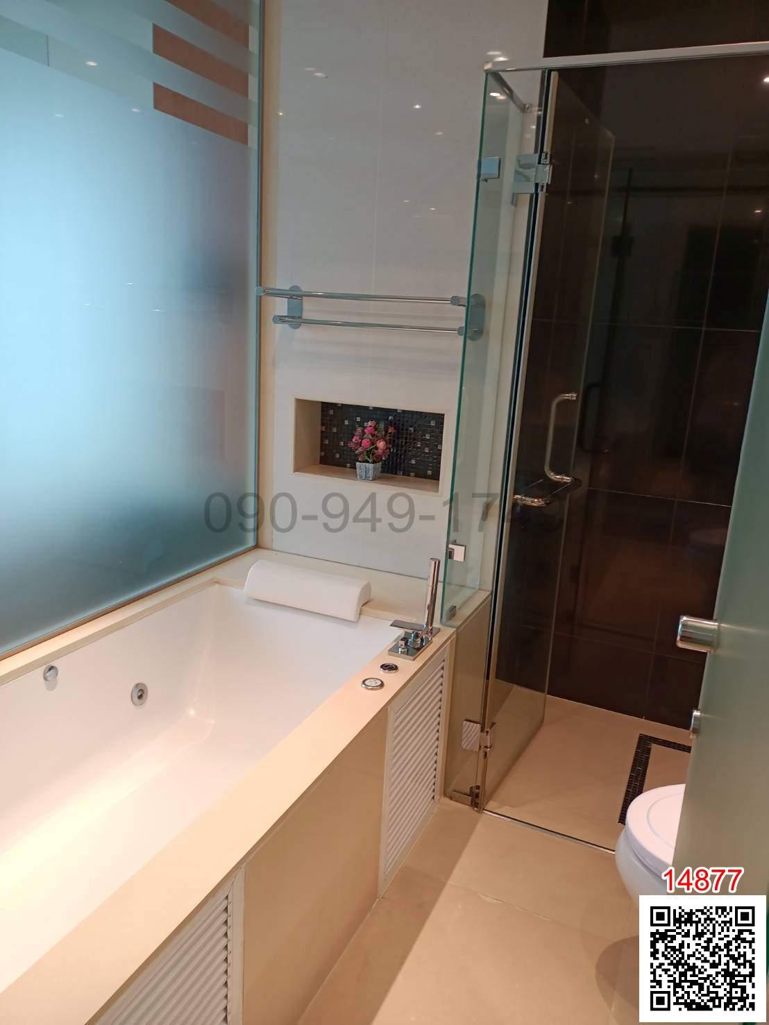 เช่า คอนโด The Address สุขุมวิท 28 2 ห้องนอน ใกล้รถไฟฟ้า BTS พร้อมพงษ์