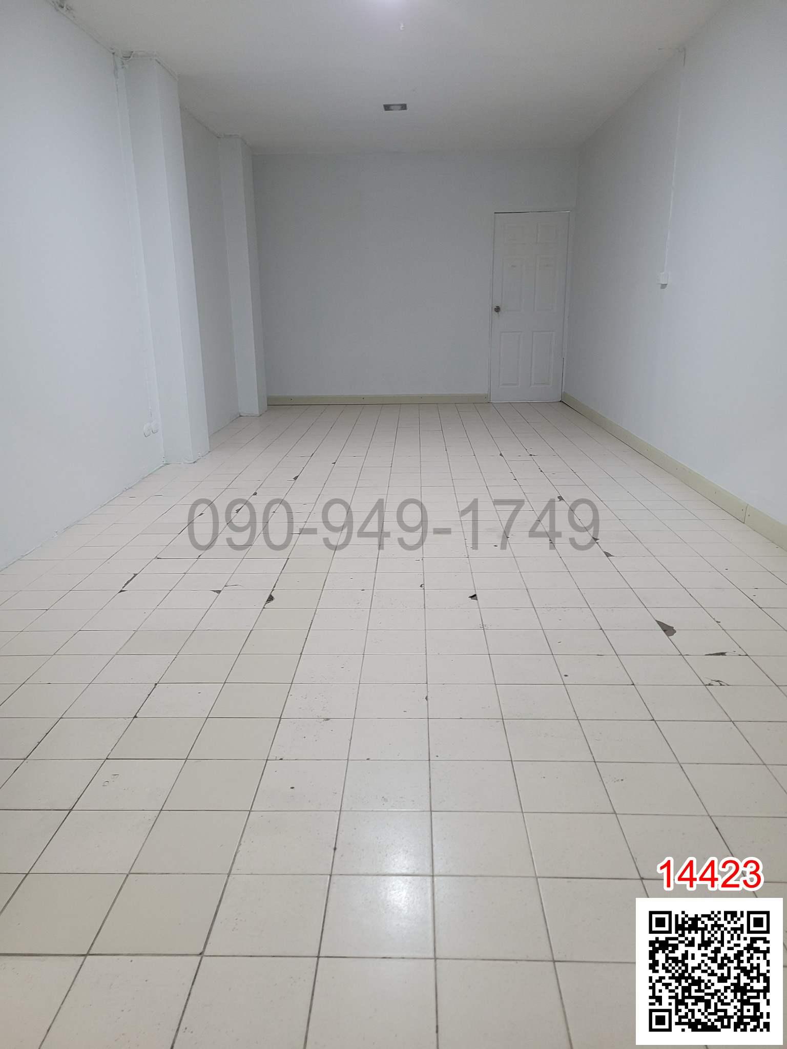 เช่า คอนโด ห้องชั้น 1 โครงการถนอมมิตรพาร์ค อาคาร10 ถนอมมิตร 30/5 ถ.วัชรพล สำหรับค้าขาย/อยู่อาศัย
