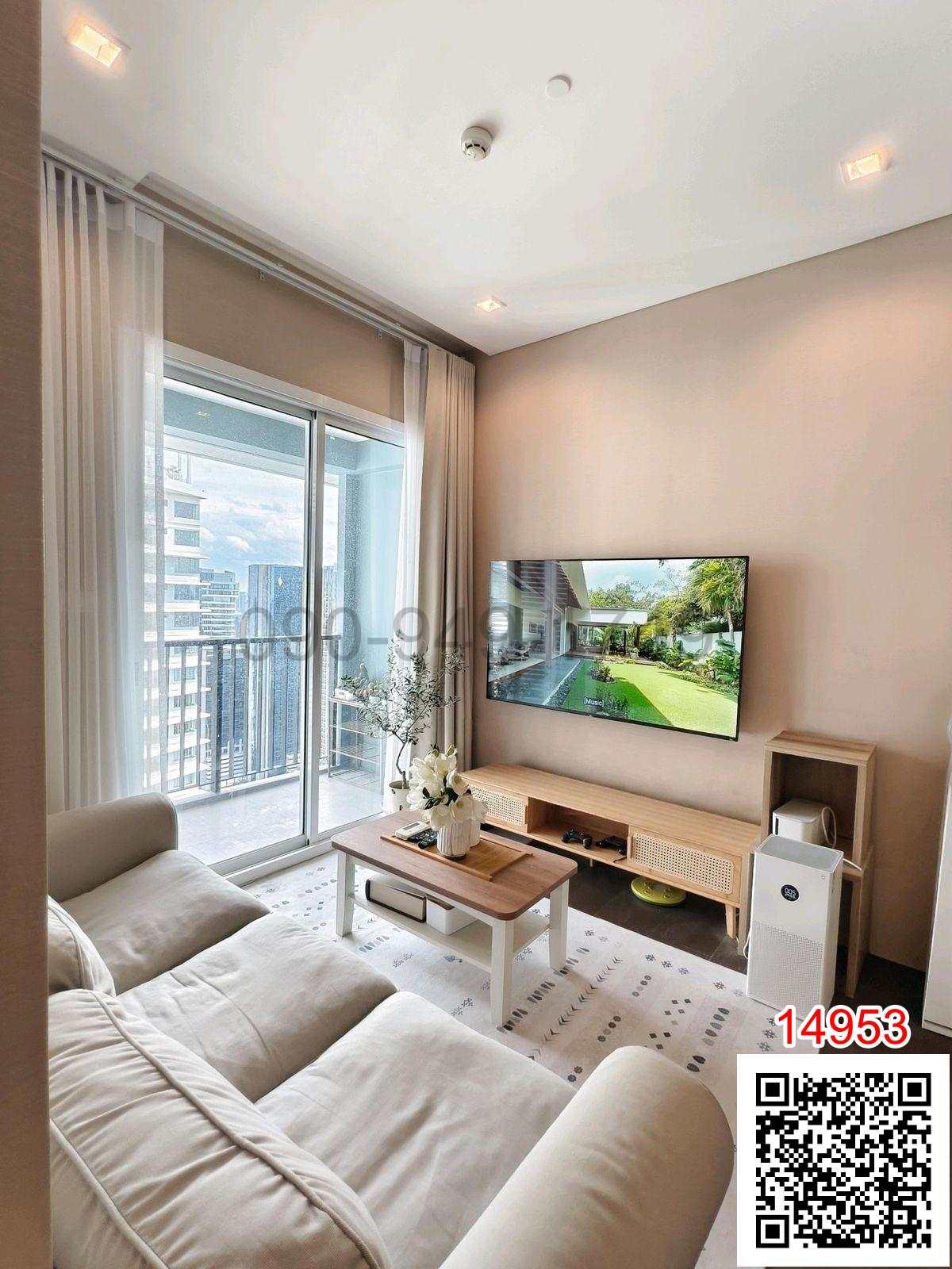 เช่า คอนโด The Saint Residences ขนาด 2 ห้องนอน ใกล้ MRT พหลโยธิน และ Central ลาดพร้าว