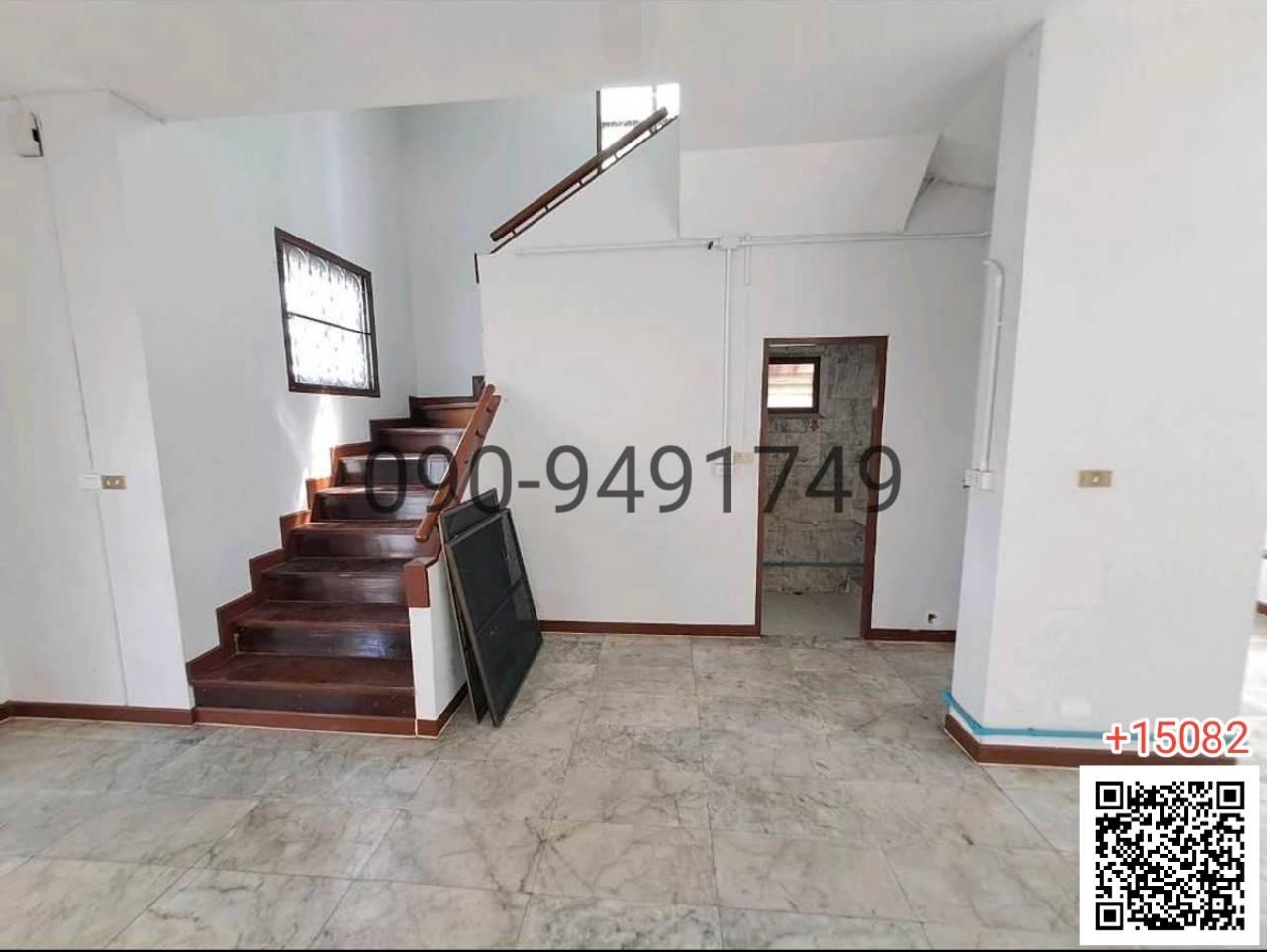 เช่า บ้านเดี่ยว 3 ชั้น ซอย บรมราชชนี 87 ใกล้ สถานีรถไฟฟ้าบางชัน