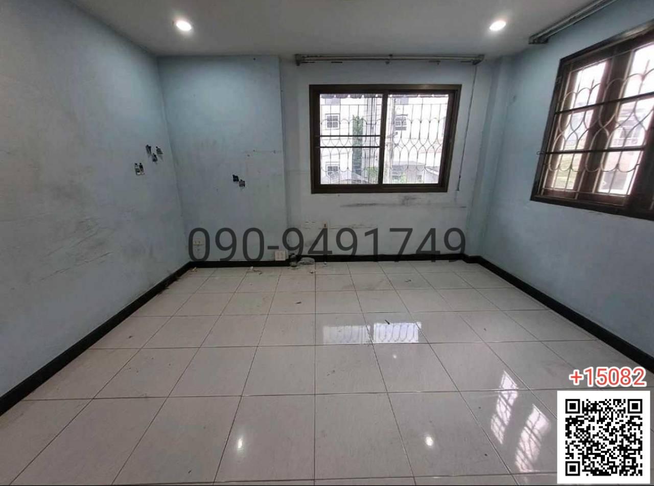 เช่า บ้านเดี่ยว 3 ชั้น ซอย บรมราชชนี 87 ใกล้ สถานีรถไฟฟ้าบางชัน