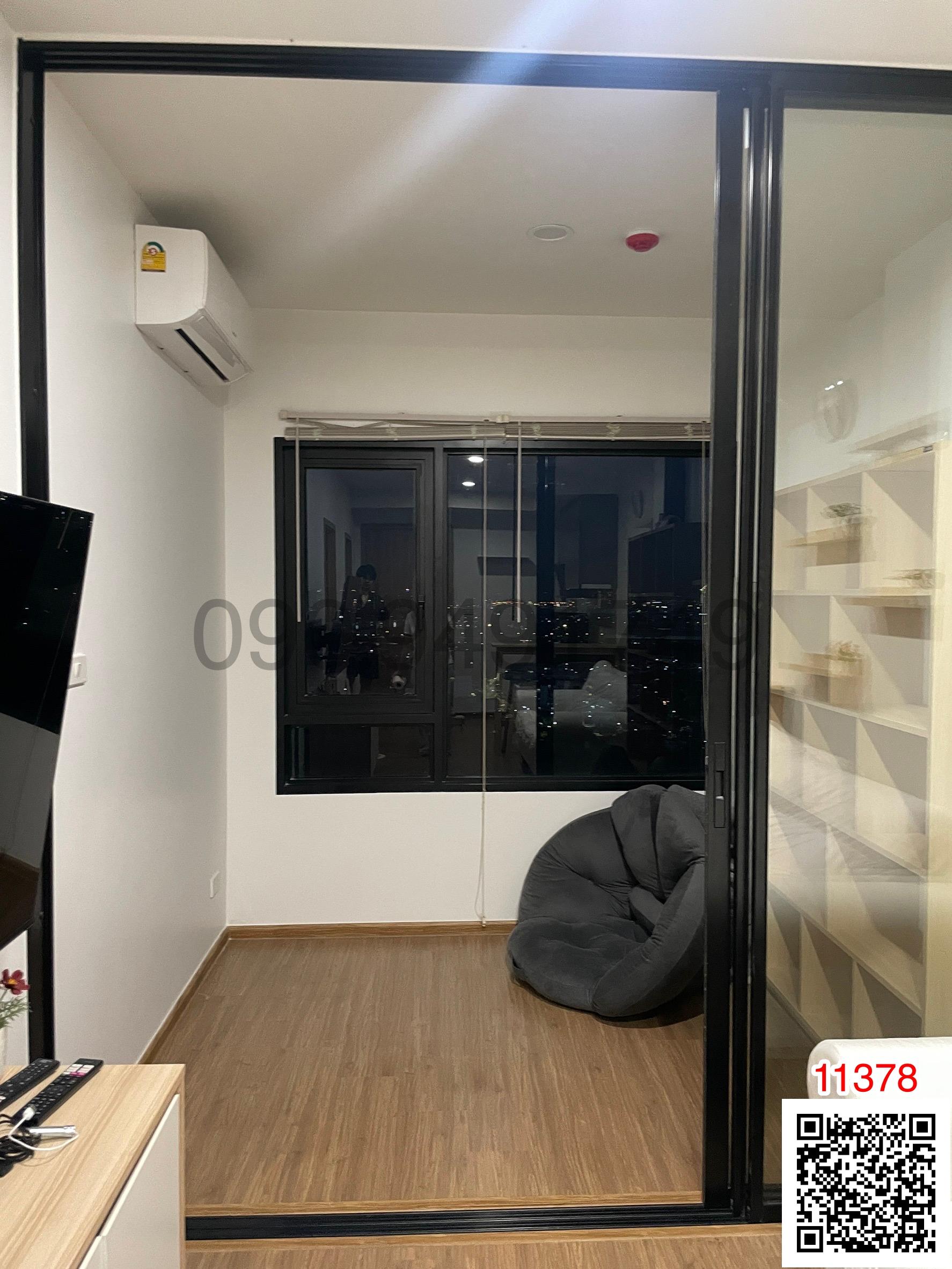 For Rent: The Livin Phetkasem Condo – Unobstructed View, Just 200m to MRT Phasi Charoen & Seacon Bang Khae Mall