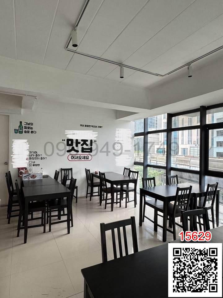 เซ้งร้านอาหารเกาหลี สุขุมวิทพลาซ่า (โคเรียนทาวน์) พร้อมทำเลทองกลางอโศก ใกล้ BTS และ MRT