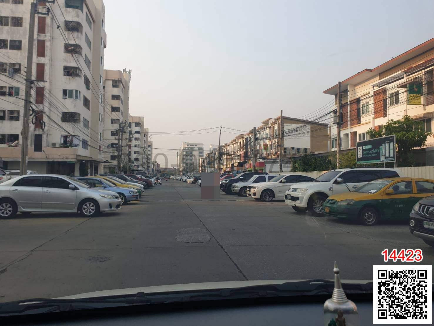 เช่า คอนโด ห้องชั้น 1 โครงการถนอมมิตรพาร์ค อาคาร10 ถนอมมิตร 30/5 ถ.วัชรพล สำหรับค้าขาย/อยู่อาศัย