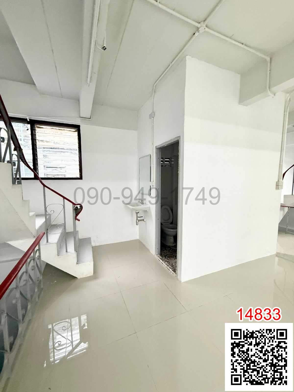 เช่า อาคารพาณิชย์ 3 ชั้น หน้ากว้าง 4 เมตร ลึก 16 เมตร เหมาะสำหรับ SME,ร้านค้าออนไลน์,พื้นที่สต๊อกสินค้า หรือที่พักอาศัย