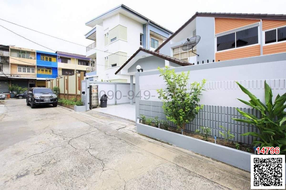 เช่า บ้านเดี่ยว 2 ชั้น หมู่บ้านเดชา รามคำแหง 78 แยก 2 ใกล้โรงเรียนนานาชาติรามคำแหง RAIS