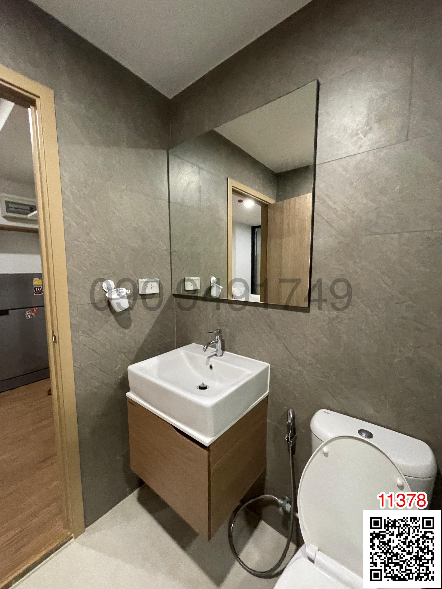 For Rent: The Livin Phetkasem Condo – Unobstructed View, Just 200m to MRT Phasi Charoen & Seacon Bang Khae Mall
