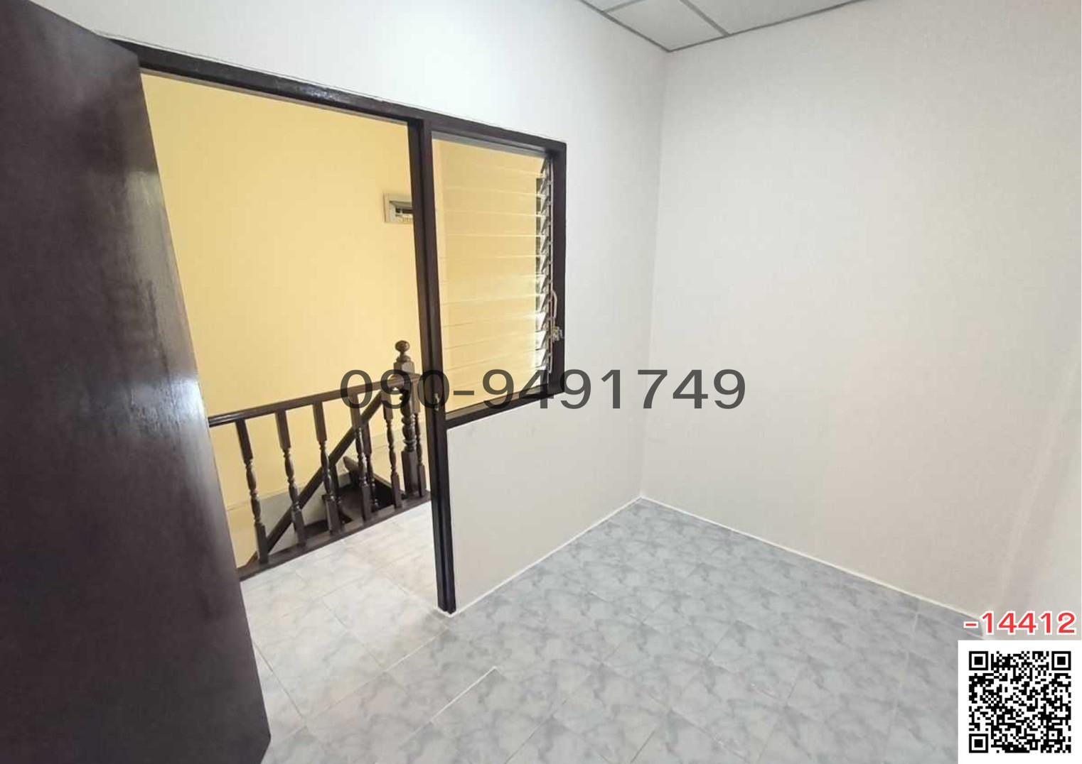ขาย ทาวน์เฮาส์ หมู่บ้านจินดาทาวน์ ซอยคู้บอน 27 แยก 56 ใกล้ BTS คู้บอน