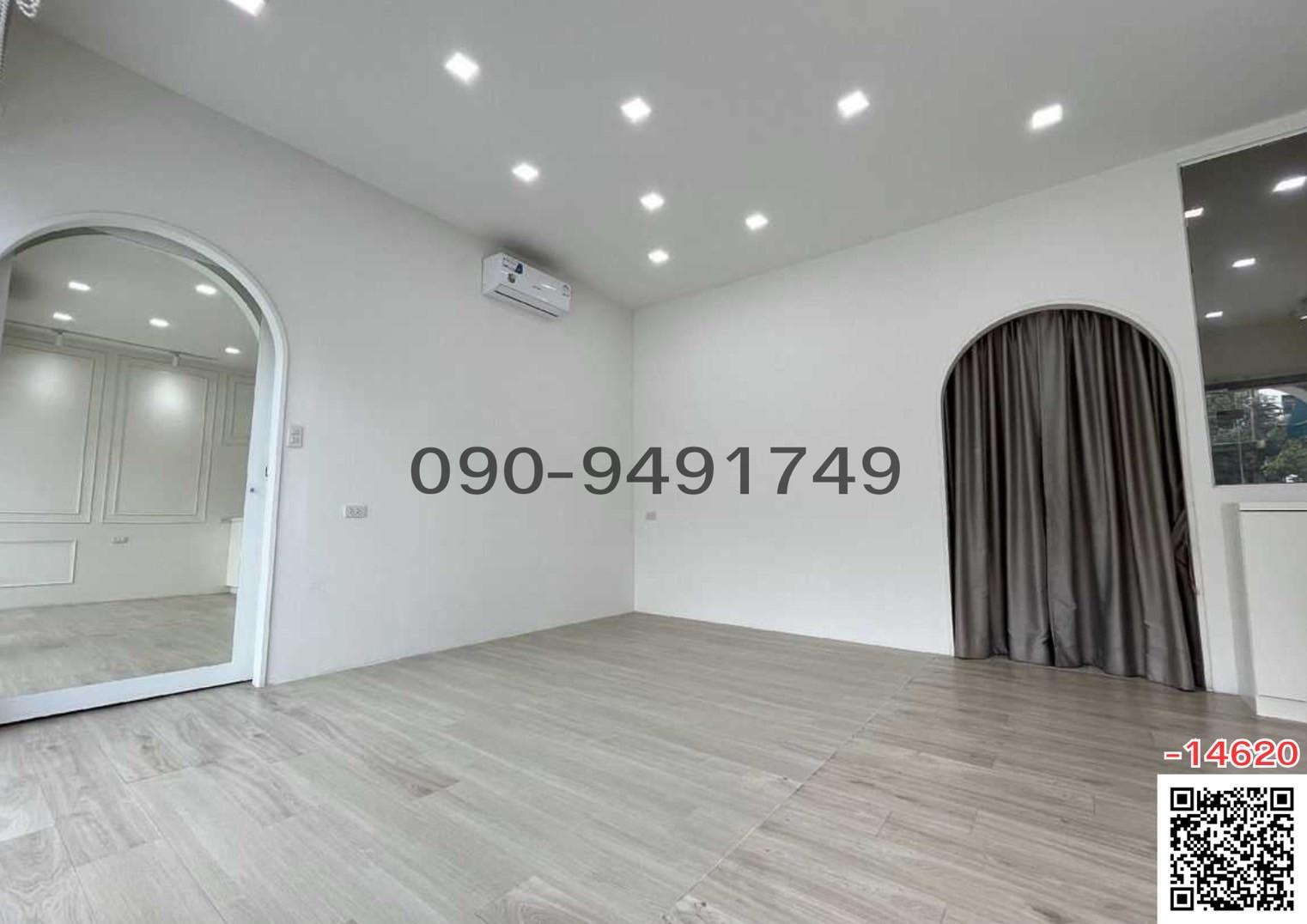 เช่า อาคารพาณิชย์ ร้าน มีที่จอดรถฟรี ตกแต่งพร้อมเข้าอยู่ ใกล้ โรบินสัน บางรัก