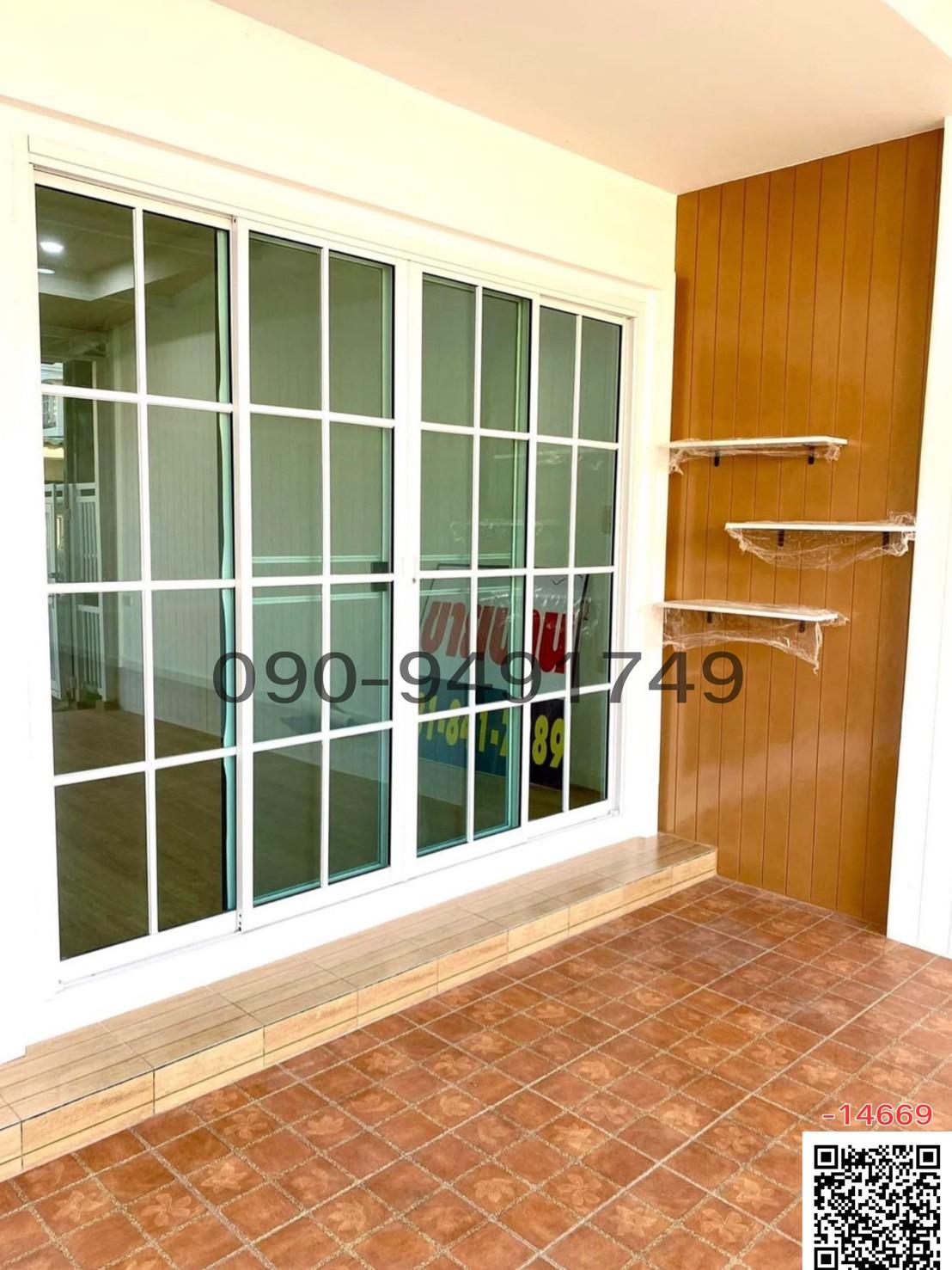 ขาย ทาวน์เฮ้าส์ 2 ชั้น​ หมู่บ้านอยู่เจริญ ถนนเมน ใกล้ เดอะมอลล์บางกะปิ