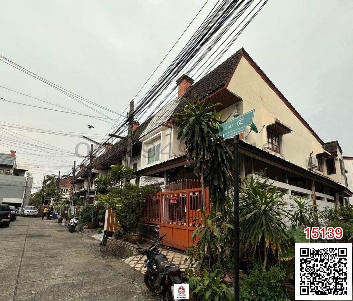 เช่า โฮมออฟฟิศ 2 ชั้น ลาดพร้าว 71 ใกล้เลียบด่วน, MRT, BTS (อนาคต), Central Eastville