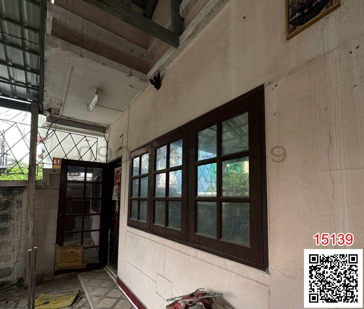 เช่า โฮมออฟฟิศ 2 ชั้น ลาดพร้าว 71 ใกล้เลียบด่วน, MRT, BTS (อนาคต), Central Eastville