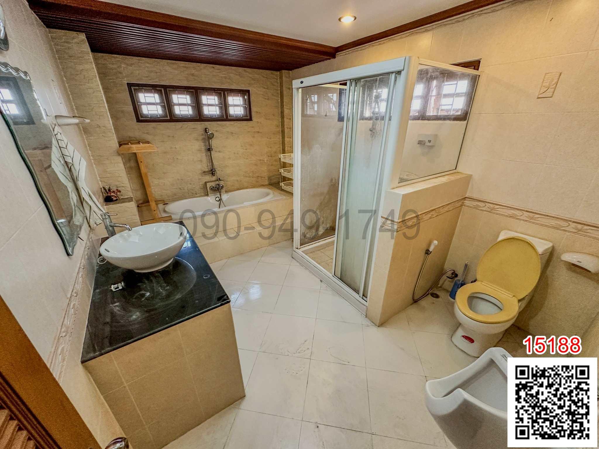 ขาย บ้านเดี่ยว 2 ชั้น+ที่โกดัง ถ.รามอินทรา ตรงข้ามแฟชั่นไอซ์แลนด์ ทำเลดีซอย รามอินทรา 60