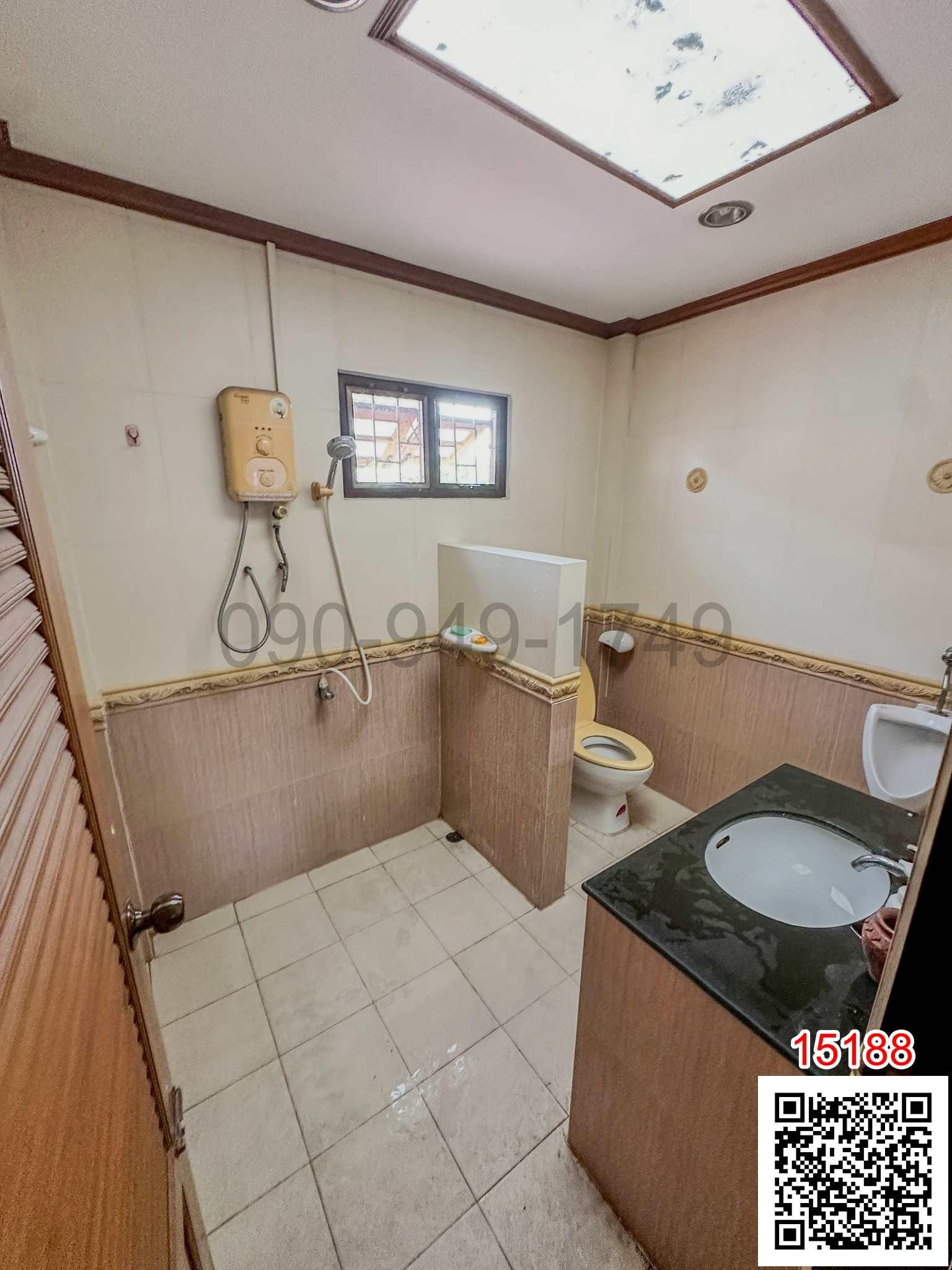 ขาย บ้านเดี่ยว 2 ชั้น+ที่โกดัง ถ.รามอินทรา ตรงข้ามแฟชั่นไอซ์แลนด์ ทำเลดีซอย รามอินทรา 60