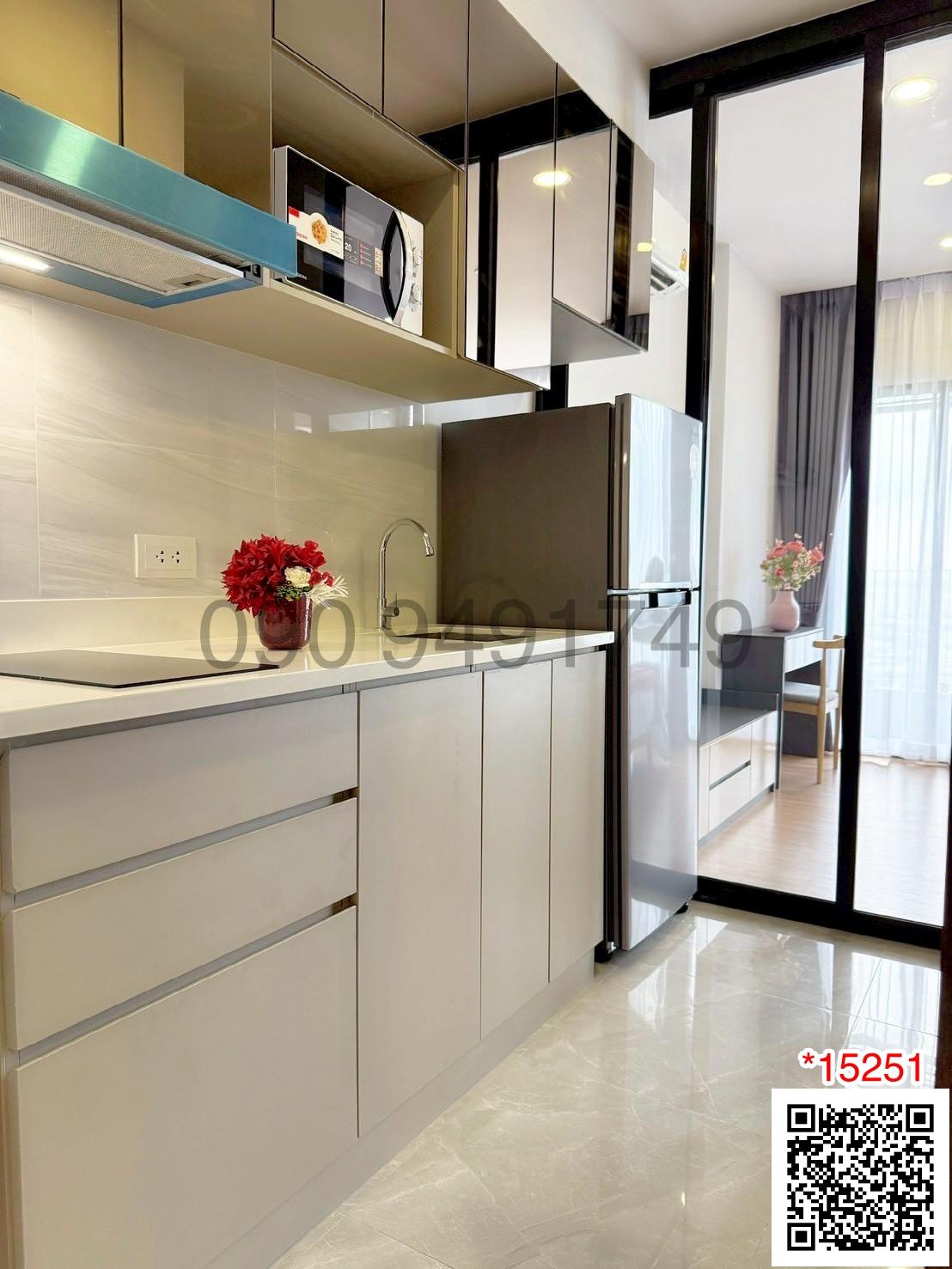 เข่า คอนโด Cloud ทองหล่อ-เพชรบุรี  ชั้น 27 ใกล้ MRT เพชรบุรี