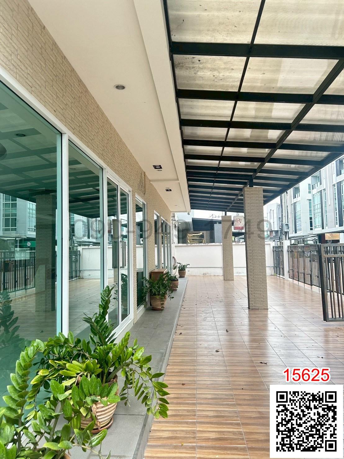 เช่า ทาวน์โฮม 4 ชั้น 2 ตึกติดกัน Biz Galleria นวลจันทร์