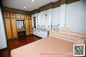 Home for rent with 2 floors. Piyaporn village ( Soi Navamin 74 soi 3-11-2)