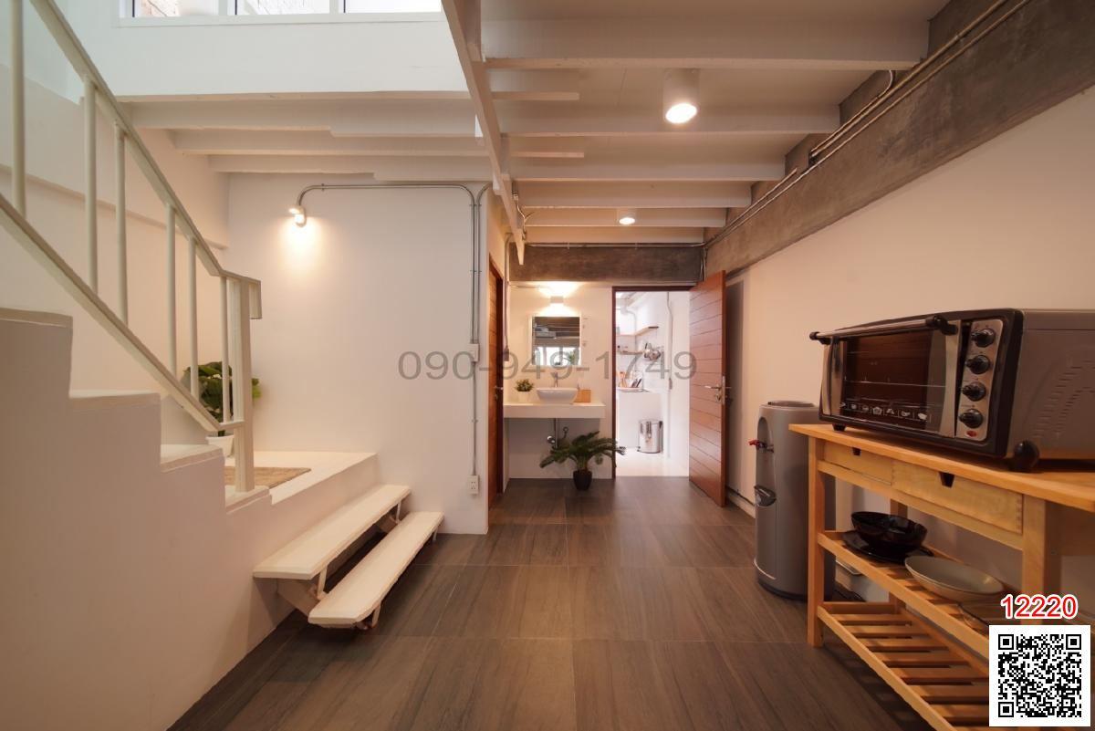 เช่า ทาวน์โฮม 2 ชั้น EW MINI LOFT TOWNHOME ซอยปรีดี42 หมู่บ้านคลองตันนิเวศน์ ซอย 7 Pet Friendly