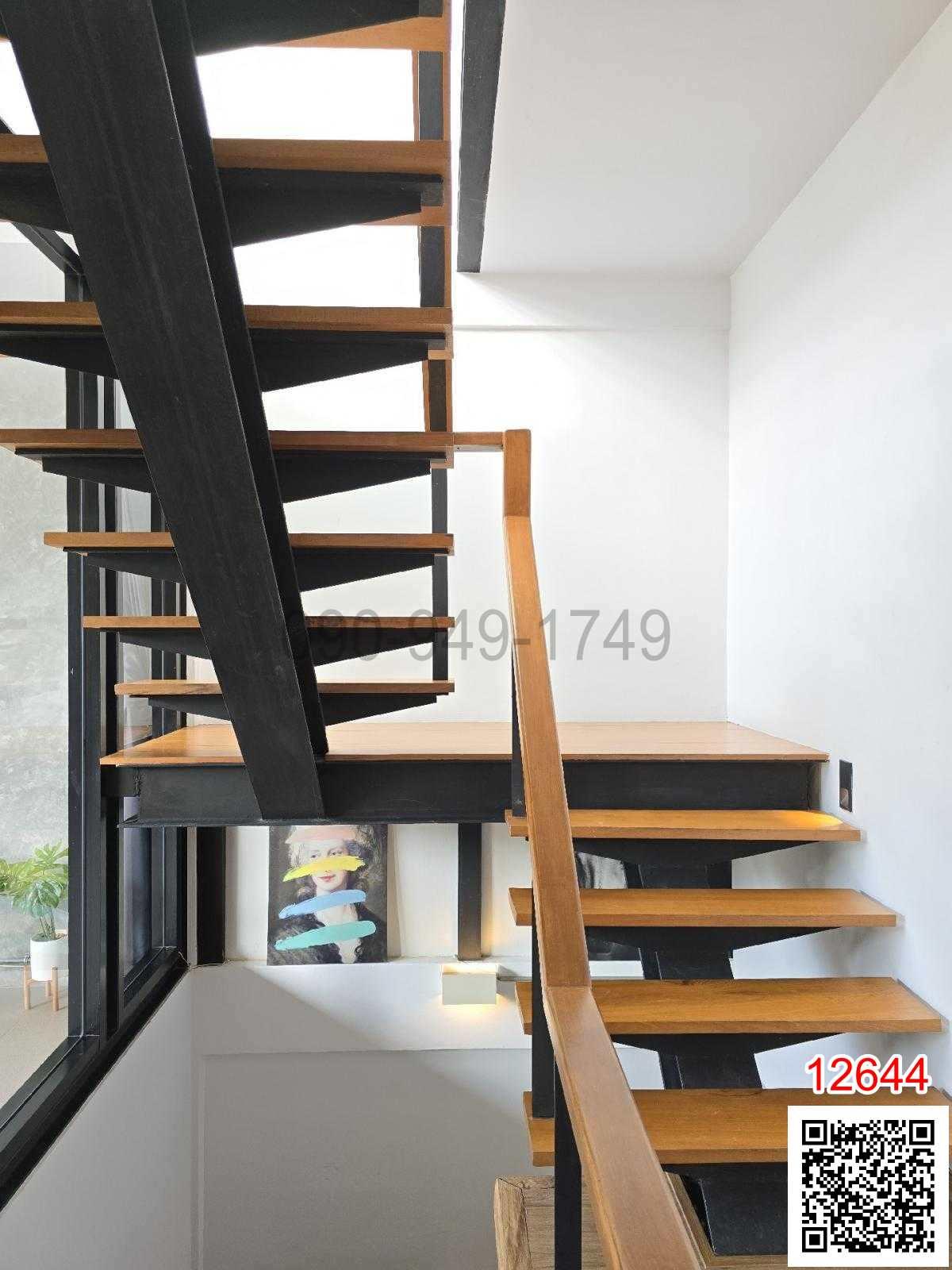 เช่า ทาวน์โฮม 3 ชั้น MODERN LOFT TOWNHOME EKKAMAI 22 ขนาด 26 ตร.ว.