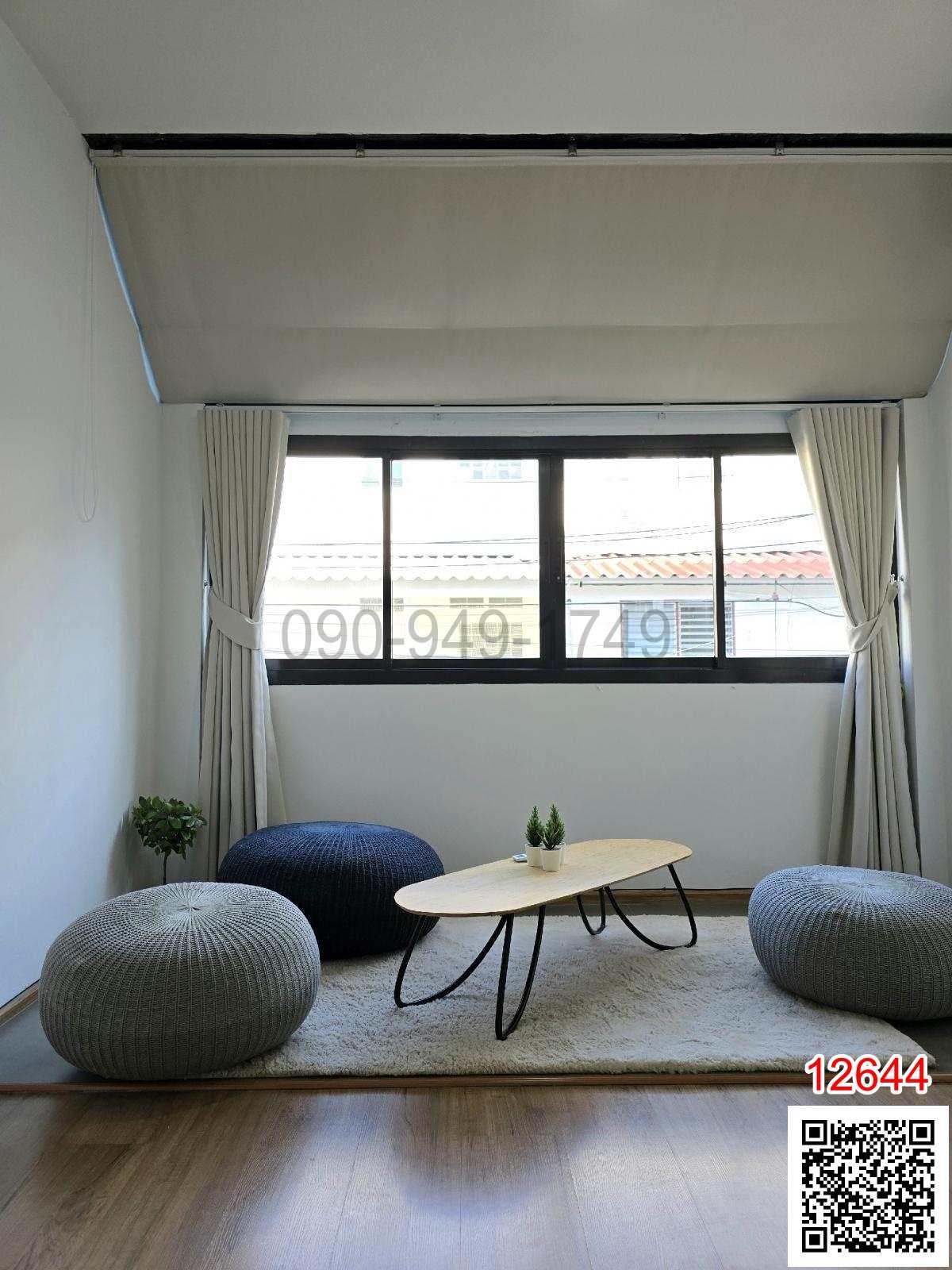 เช่า ทาวน์โฮม 3 ชั้น MODERN LOFT TOWNHOME EKKAMAI 22 ขนาด 26 ตร.ว.