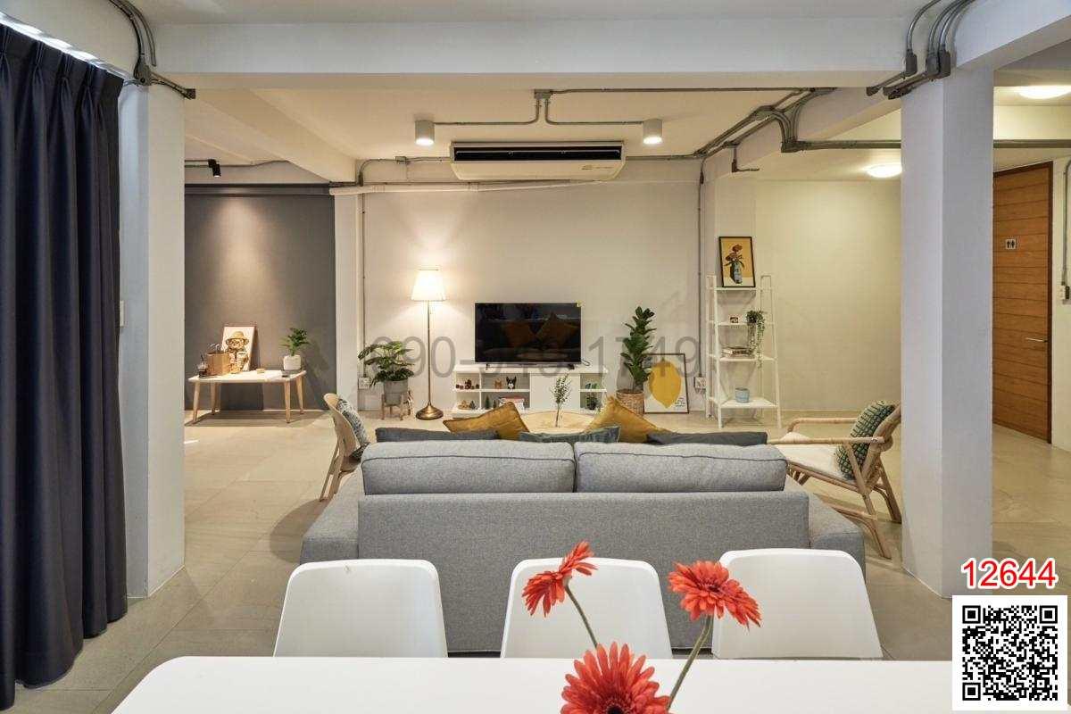 เช่า ทาวน์โฮม 3 ชั้น MODERN LOFT TOWNHOME EKKAMAI 22 ขนาด 26 ตร.ว.