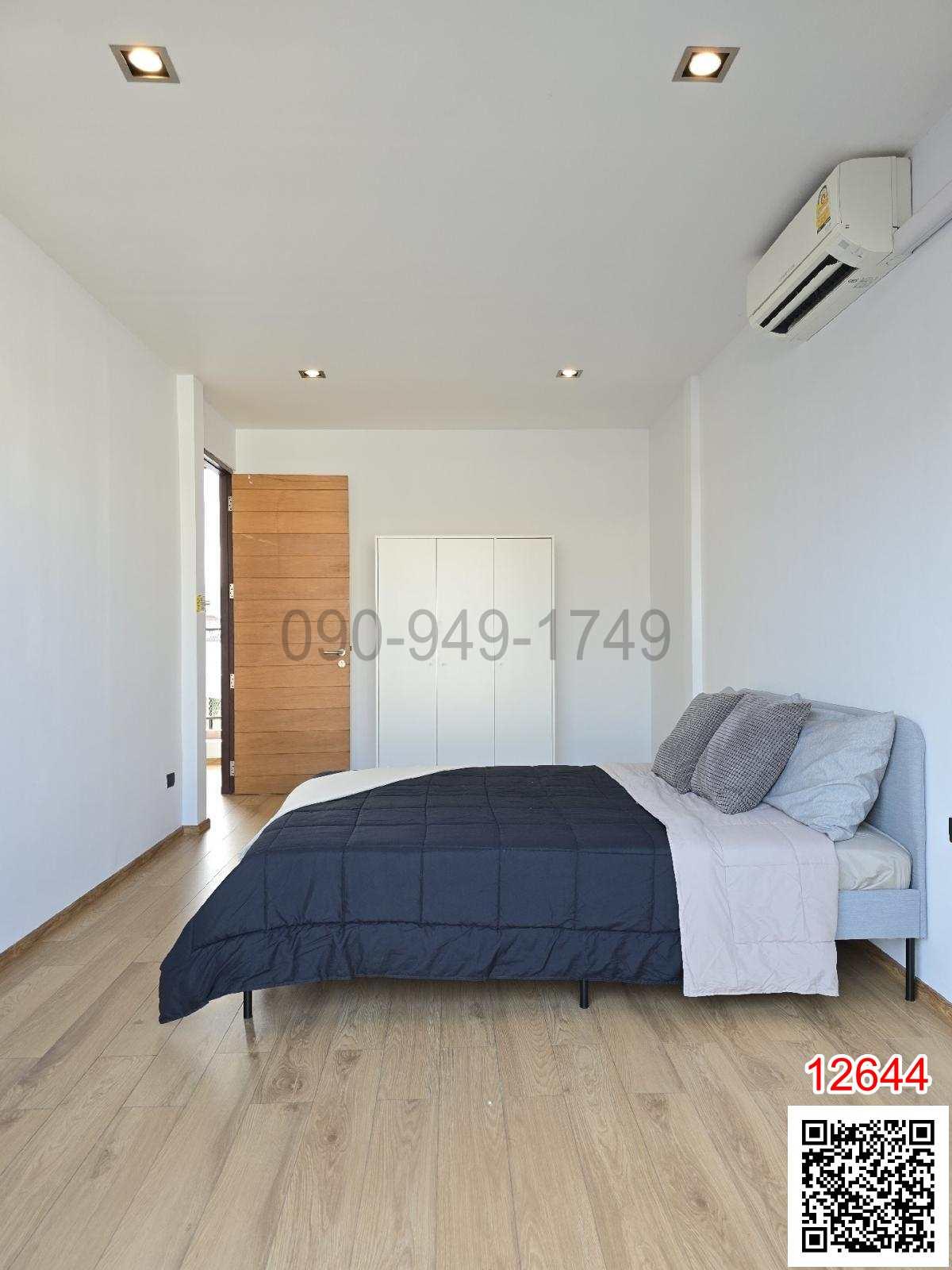 เช่า ทาวน์โฮม 3 ชั้น MODERN LOFT TOWNHOME EKKAMAI 22 ขนาด 26 ตร.ว.